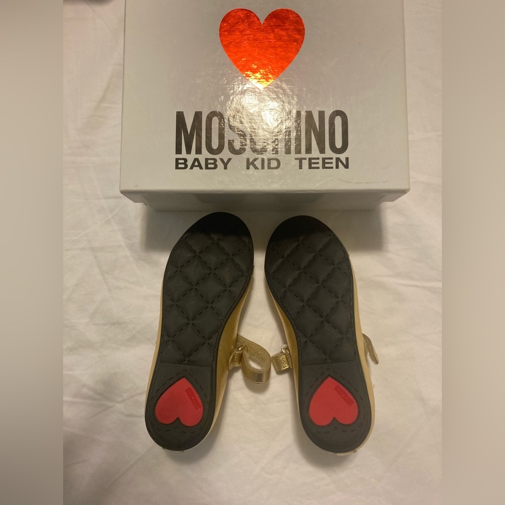 Moschino - Picture 3 of 12